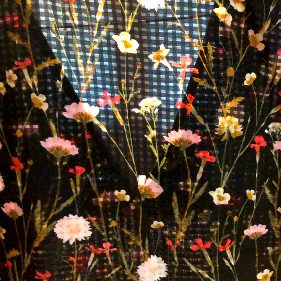 NWOT 14th & Union Sleeveless Blouse - Picture 6 of 6